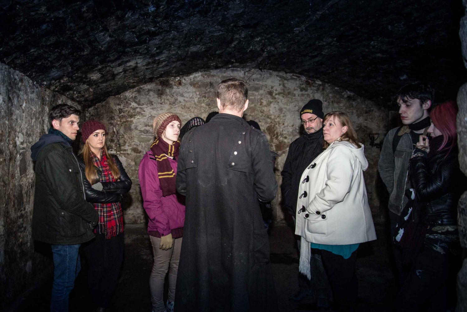 edinburgh haunted underground vaults and graveyard tour