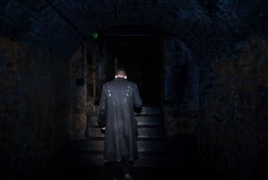 Edinburgh: Haunted Underground Vaults and Graveyard Tour