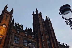 Edimburgo: Excursão particular a pé pelo coração da cidade velha