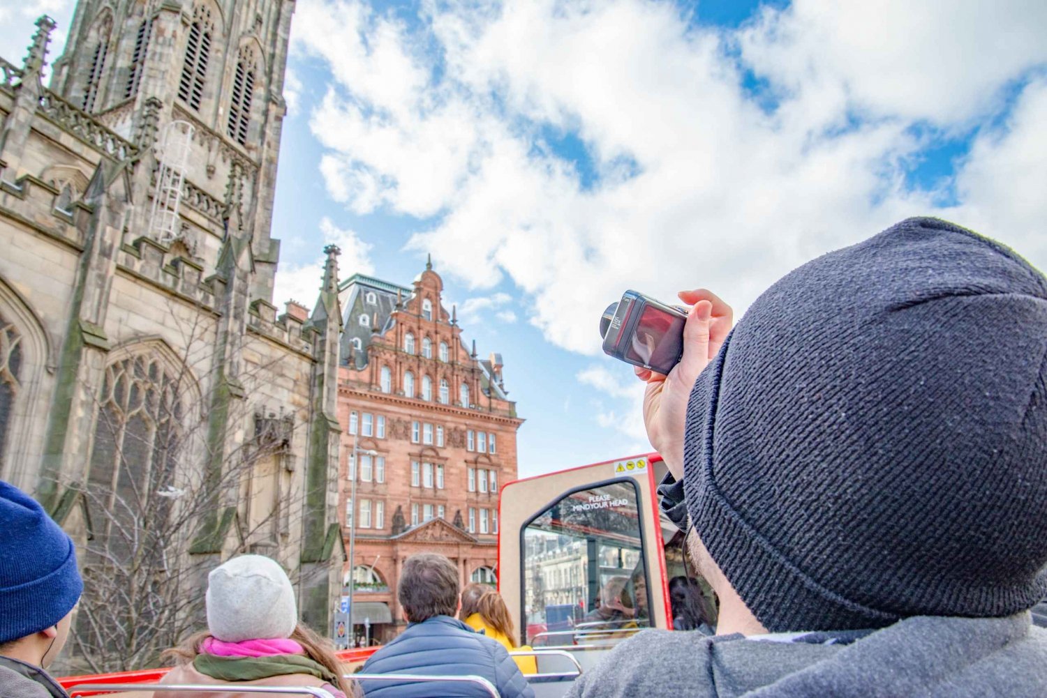 Edinburgh: Hop-On Hop-Off Bus Tours & Firth of Forth Cruise