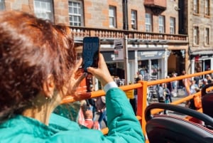 Edinburgh: Hop-On/Hop-Off-Tour mit dem Big Bus im offenen Bus