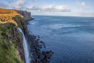 Edimburgo: Excursión de 3 días a la Isla de Skye y tren jacobita opcional