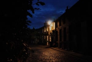 Edimburgo: Tour nocturno guiado de fantasmas y visita subterránea
