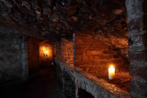 Edinburgh: Small-Group Haunted Underground Vaults Night Tour