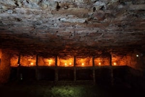Edinburgh: Late Night Haunted Underground Vaults Tour
