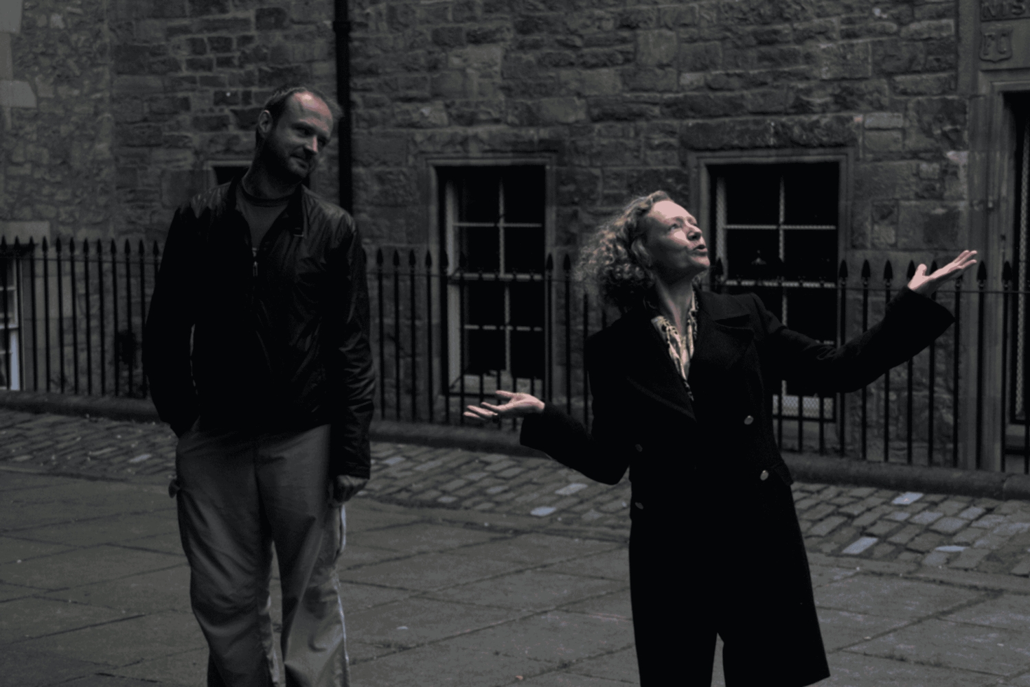 Edinburgh Literary Pub Tour with 'Real-Actors'