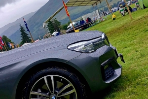 Edimburgo: Alquiler de coches de lujo con conductor y kilometraje ilimitado