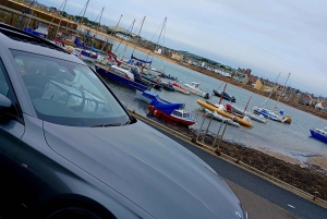 Edimburgo: Alquiler de coches de lujo con conductor y kilometraje ilimitado