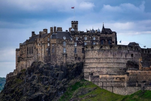 Edimburgo: Visita audioguiada in app imprescindible