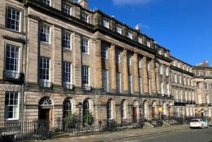 Edimburgo: New Town, Dean Village & Circus Lane Tour a pie