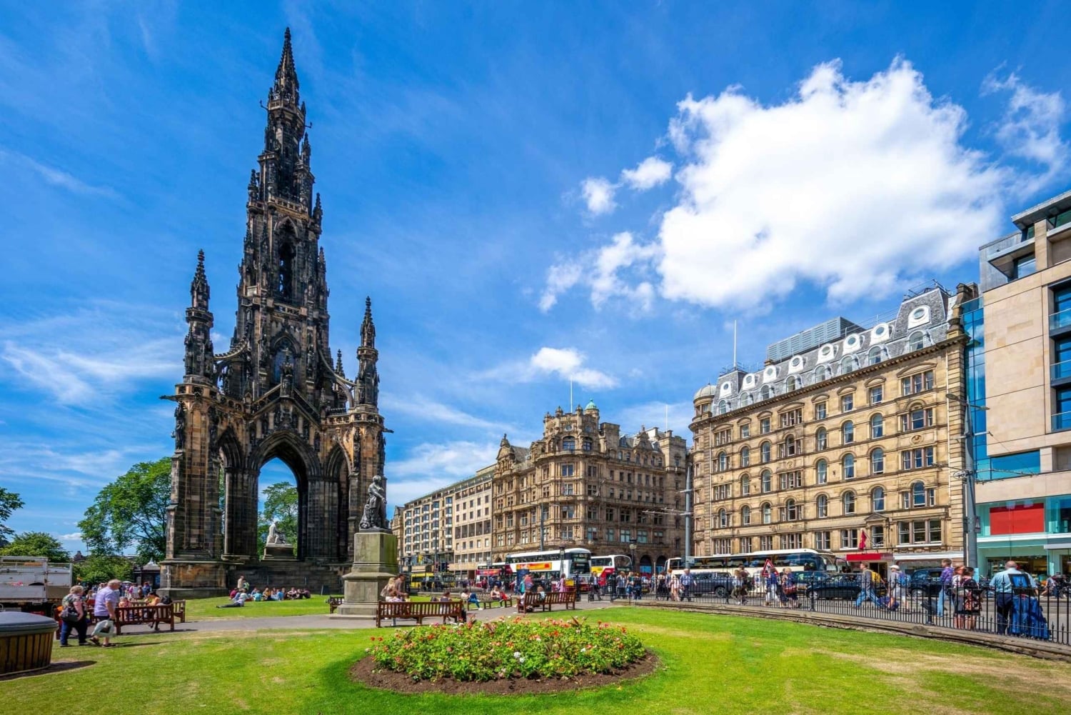 Edinburgh Old Town Hidden Gems Private Walking Tour