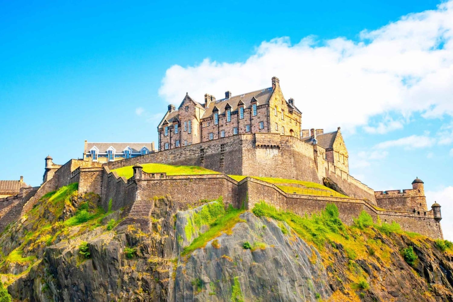 Edinburgh Old Town Hidden Gems Private Walking Tour