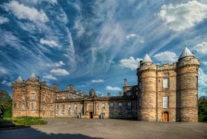 Edinburgh Old Town Highlights Private Guided Walking Tour