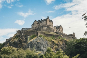 Edinburgh: Old Town Magic Tour