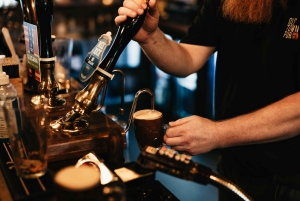 Edimburgo: Passeio guiado a pé pela Cidade Velha e degustação de cerveja