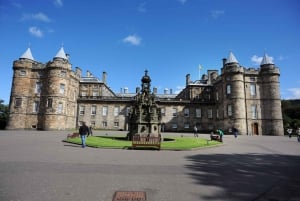 Edinburgh: Inträdesbiljett till Palace of Holyroodhouse