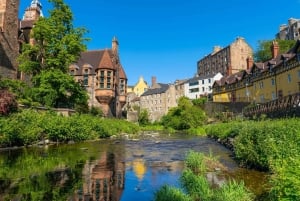 Edinburgh: Private City Highlights Driving Tour