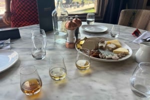 Édimbourg : Visite privée de luxe avec dégustation de whisky, de mets et de vins