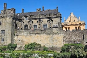 Edimburgo: Tour particular de um dia ao Castelo de Stirling e Loch Lomond