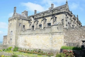 Edimburgo: Tour particular de um dia ao Castelo de Stirling e Loch Lomond