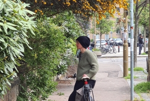 Edinburgh: private walking tour in French with Clémentine