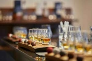 Edinburgh: Privat whiskyopplevelse med smaksprøver