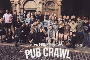 Edinburgh: Pub Crawl 7 Bars with 6 Shots