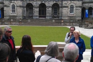 Edinburgh: Royal Mile Scottish Enlightenment Walking Tour: Royal Mile Scottish Enlightenment Walking Tour