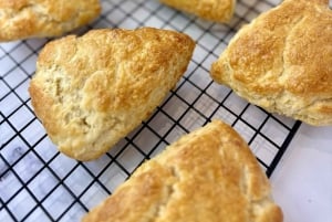 Edinburgh: Scone Baking Class with 3 flavours