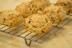 Edinburgh: Scone Baking Class with 3 flavours