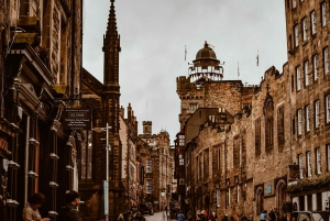 Edinburgh: Shadows of Old Town City Exploration Game