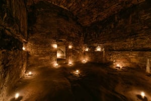 Edinburgh: Haunted Underground Vaults Night Tour voor kleine groepen