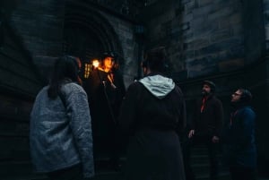 Edinburgh: Haunted Underground Vaults Night Tour voor kleine groepen