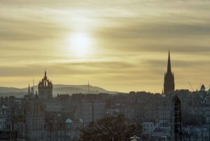 Edimburgo: Excursión al Atardecer por Arthur's Seat con Guía de Montaña