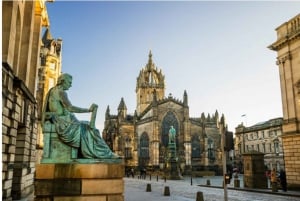 Edinburgh: Tales of the Royal Mile Walking Tour