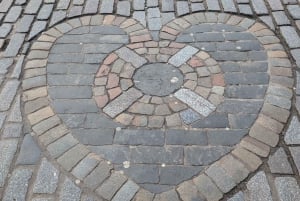 Edinburgh: Tales of the Royal Mile Walking Tour