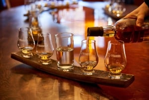 Edimburgo: Tasting Tales - Degustazione di whisky scozzese e tartine