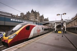 Edimburgo: Il tour della città reale da Londra