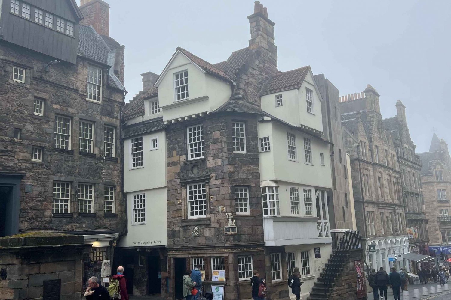 Edinburgh: The Ultimate Royal Mile Walking Tour