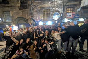 Edimburgo: a melhor festa de pub crawl com 7 bares e 1 discoteca
