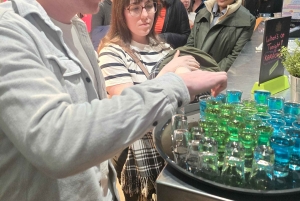 エディンバラ：究極のパブ巡りパーティー（バー7件、クラブ1件）