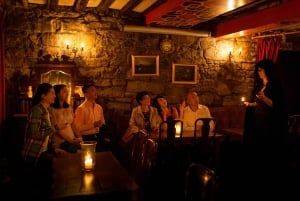 Edinburgh: Underground Vaults Evening Ghost Tour with Whisky