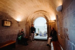 Edinburgh: City Tour: VIP Early Access Castle & Guided City Tour