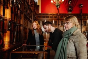 Edinburgh: City Tour: VIP Early Access Castle & Guided City Tour