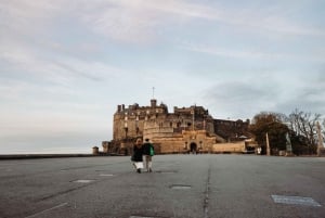 Edinburgh: City Tour: VIP Early Access Castle & Guided City Tour