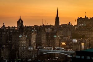Edinburghin tervetuliaiskierros: Edinburghin kaupunki: Yksityinen kiertoajelu paikallisen kanssa