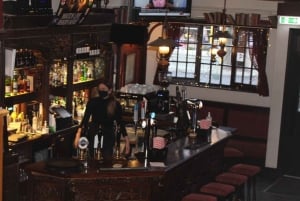 Edinburgh: Whisky Flight på en av byens eldste puber