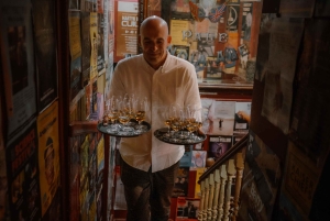 Edinburgh - Whiskyprovning och berättande Whiskyprovning och historieberättande i en historisk pub