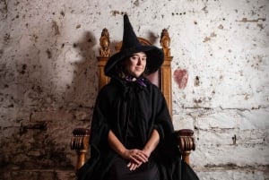 Edinburgh: Witches Old Town Walking Tour & Underground Vault