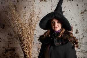 Edinburgh: Witches Old Town Walking Tour & Underground Vault